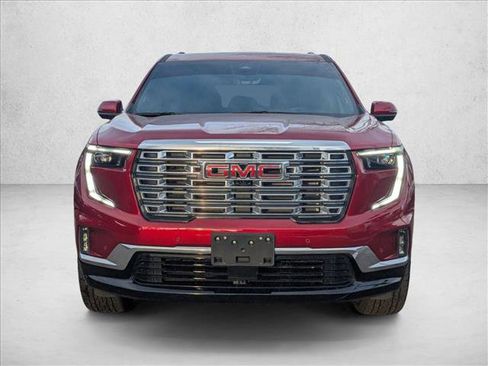 Used 2024 GMC Acadia Denali w/ Super Cruise Package image 2