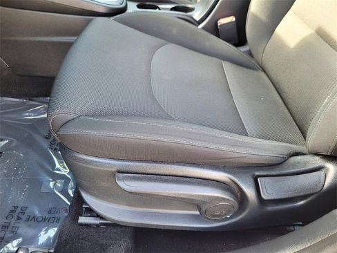 Used 2024 Kia Forte LXS w/ LXS Technology Package image 17