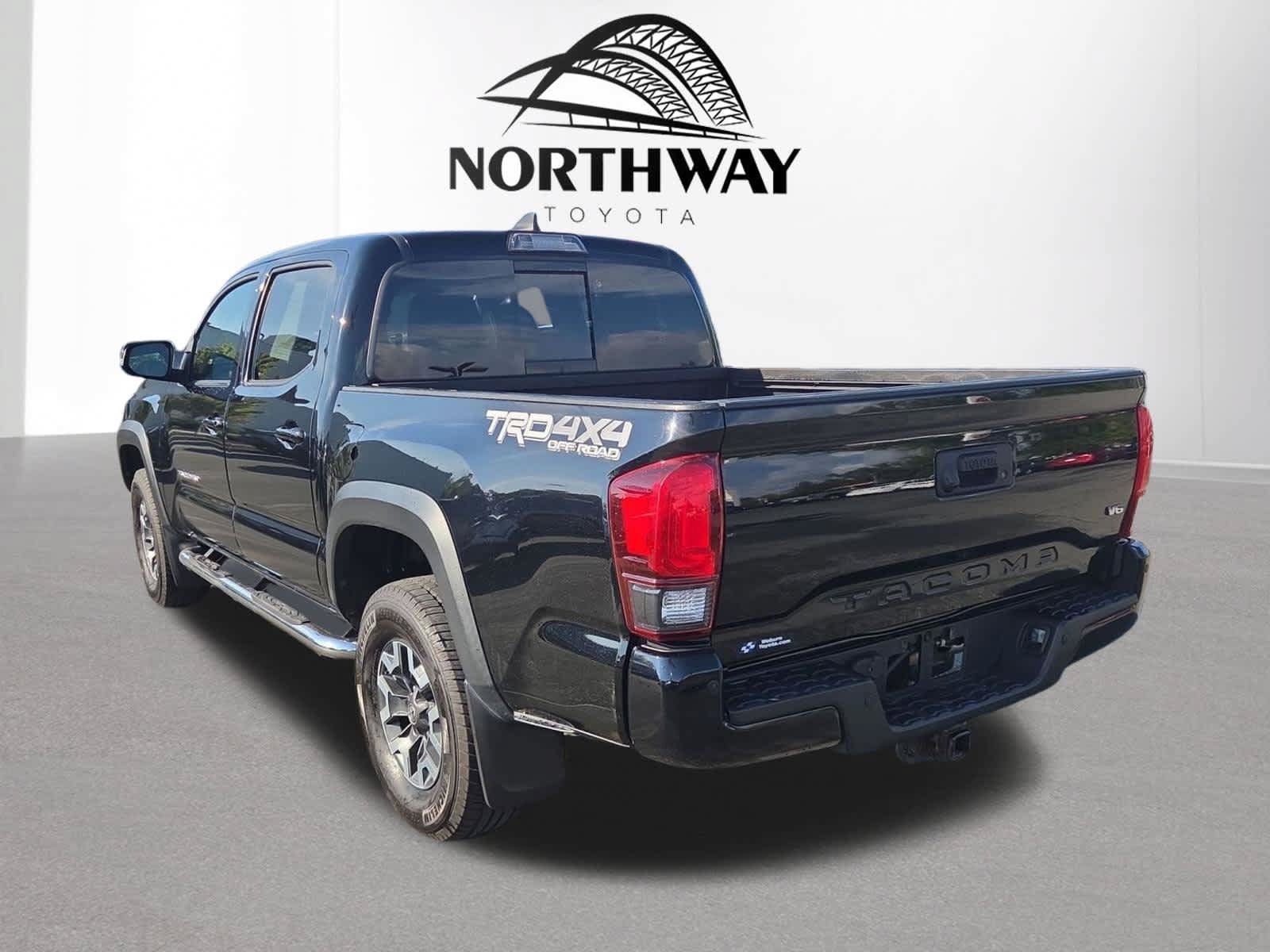 Used 2019 Toyota Tacoma TRD Off-Road w/ TRD Premium Off Road Package AWD/4WD image 6