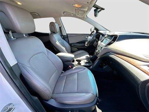 Used 2018 Hyundai Santa Fe Sport image 26