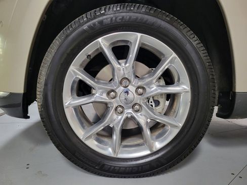 Used 2014 Jeep Grand Cherokee Summit image 11