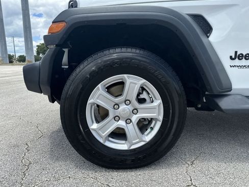 Used 2022 Jeep Wrangler Unlimited Sport AWD/4WD image 18
