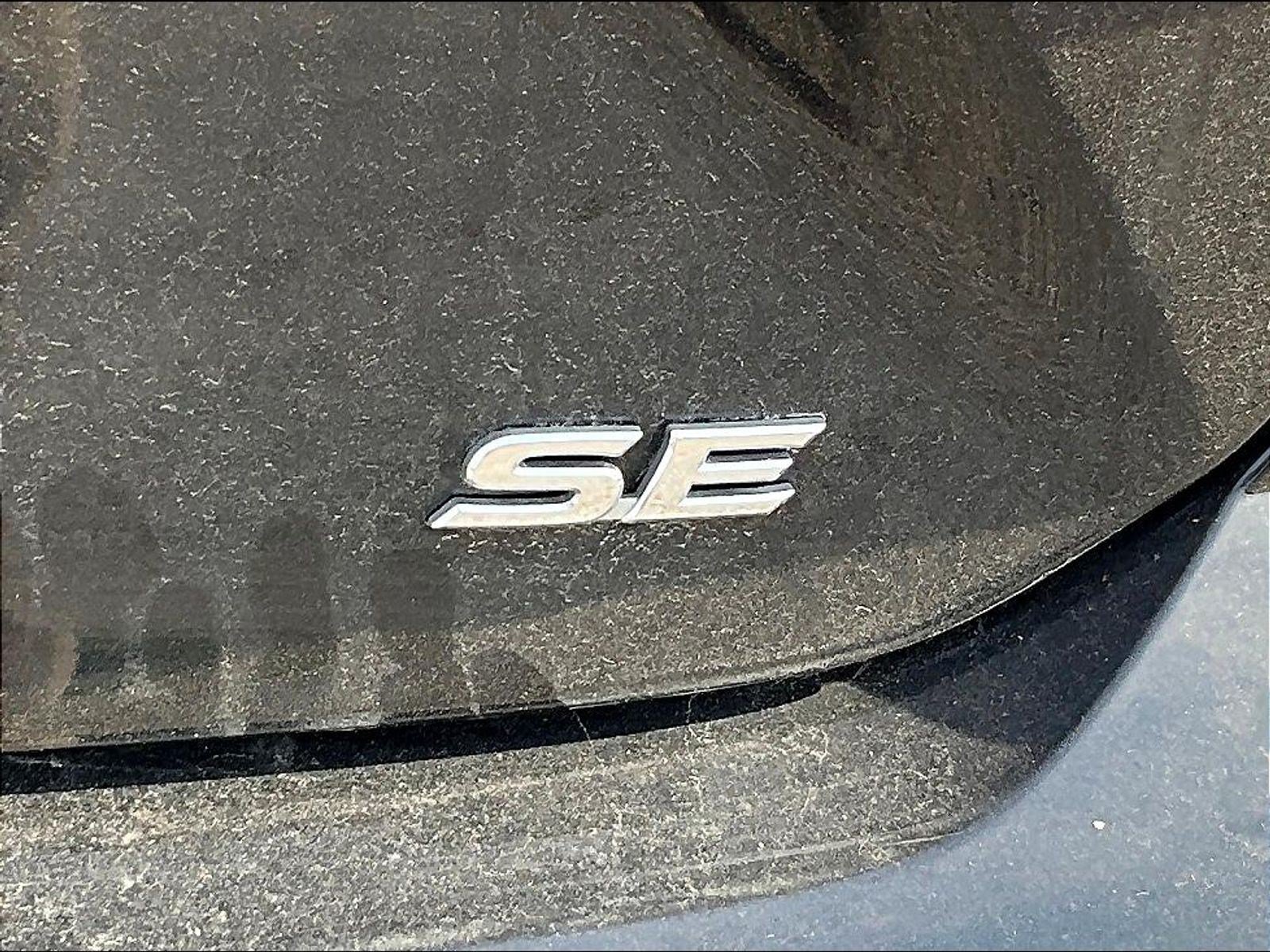 Used 2025 Toyota Camry SE FWD image 24