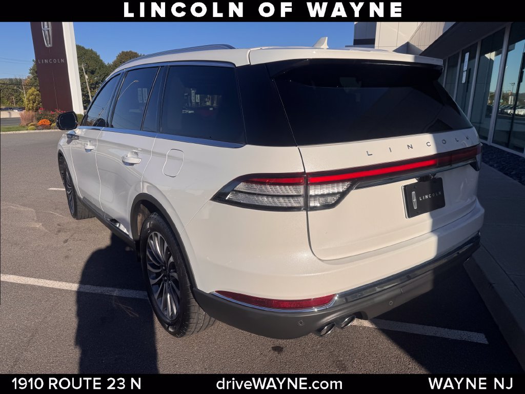 Certified 2024 Lincoln Aviator AWD w/ Premium Package image 4