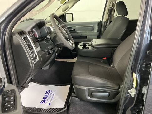 Used 2020 RAM 1500 Warlock AWD/4WD image 8