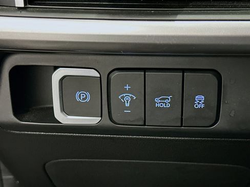 Used 2025 Hyundai Santa Fe SEL image 17