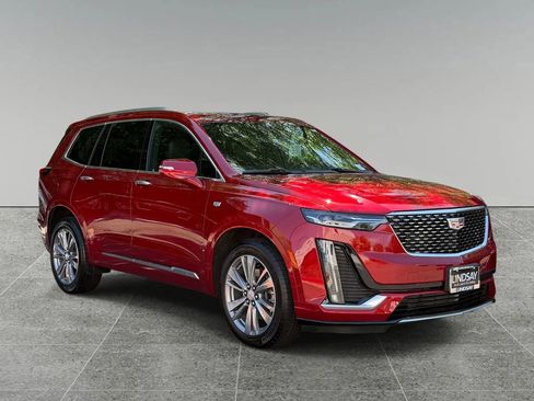 Used 2024 Cadillac XT6 Premium Luxury AWD/4WD image 9