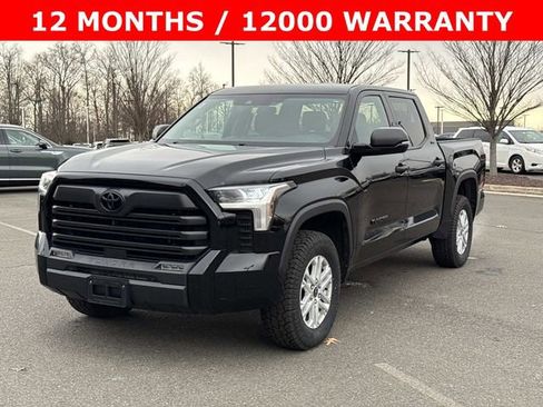 Used 2023 Toyota Tundra SR5 w/ SR5 Convenience Package image 5