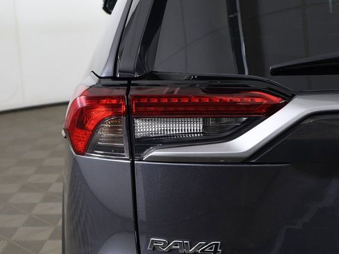 Used 2022 Toyota RAV4 XSE image 18