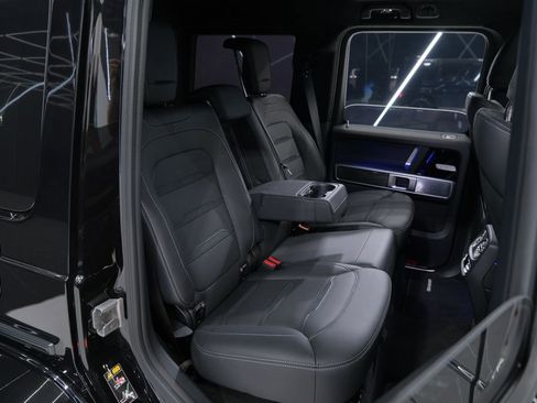 Used 2025 Mercedes-Benz G 63 AMG 4MATIC image 32