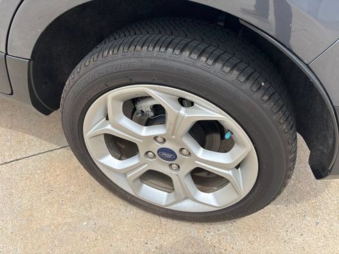 Used 2021 Ford EcoSport SE w/ SE Appearance Package FWD image 3