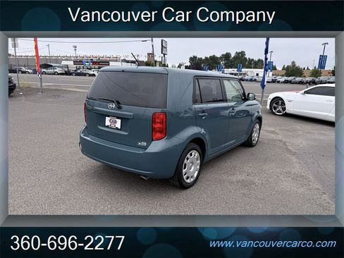 Used 2009 Scion xB FWD image 6