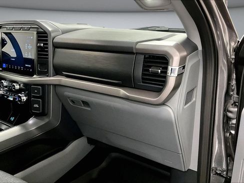 Used 2024 Ford F150 XLT w/ Mobile Office Package image 27