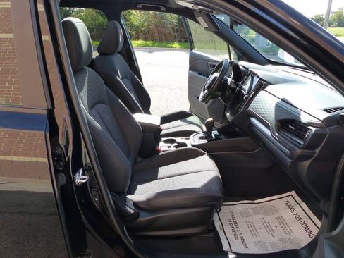 Used 2025 Subaru Forester Premium AWD/4WD image 51