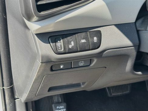 Used 2020 Hyundai Ioniq SE FWD image 10