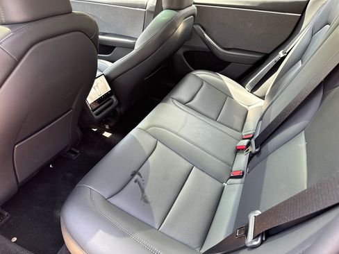 Used 2025 Tesla Model 3 Long Range image 18