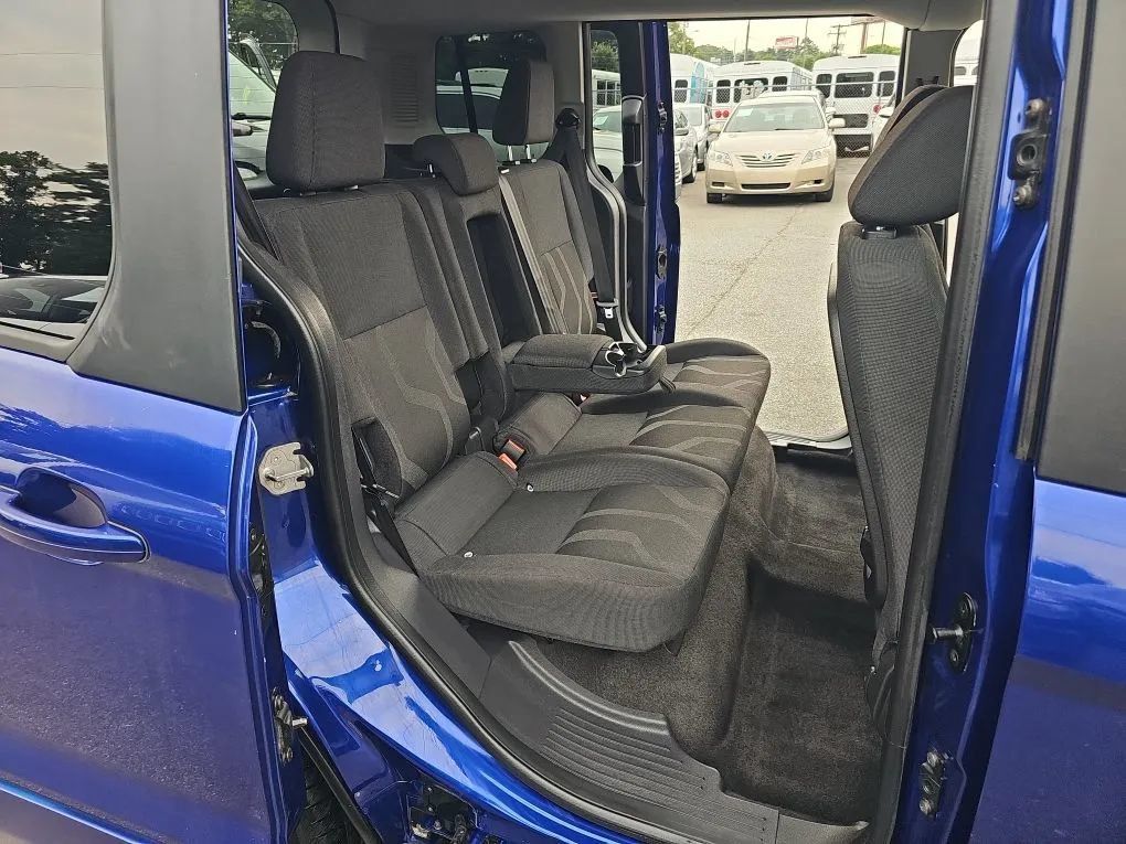 Used 2016 Ford Transit Connect XLT FWD image 19