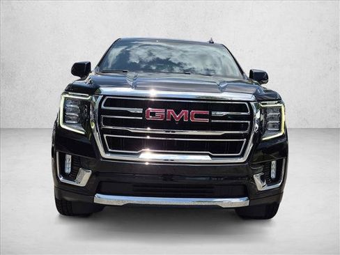Used 2021 GMC Yukon SLT w/ SLT Luxury Plus Package AWD/4WD image 2