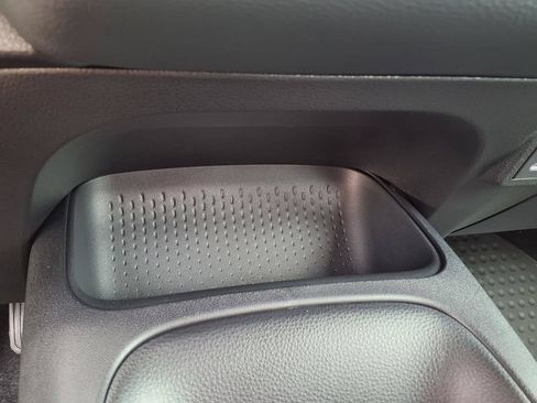 Used 2026 Toyota Corolla LE FWD image 24