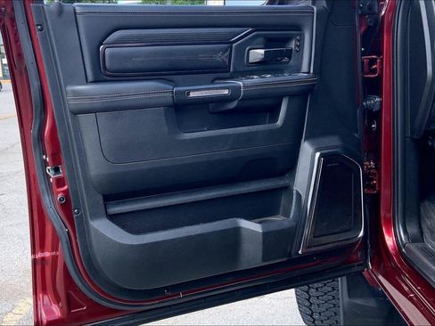 Used 2022 RAM 2500 Limited AWD/4WD image 23