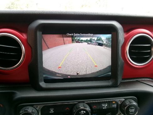 Used 2022 Jeep Wrangler Rubicon image 22