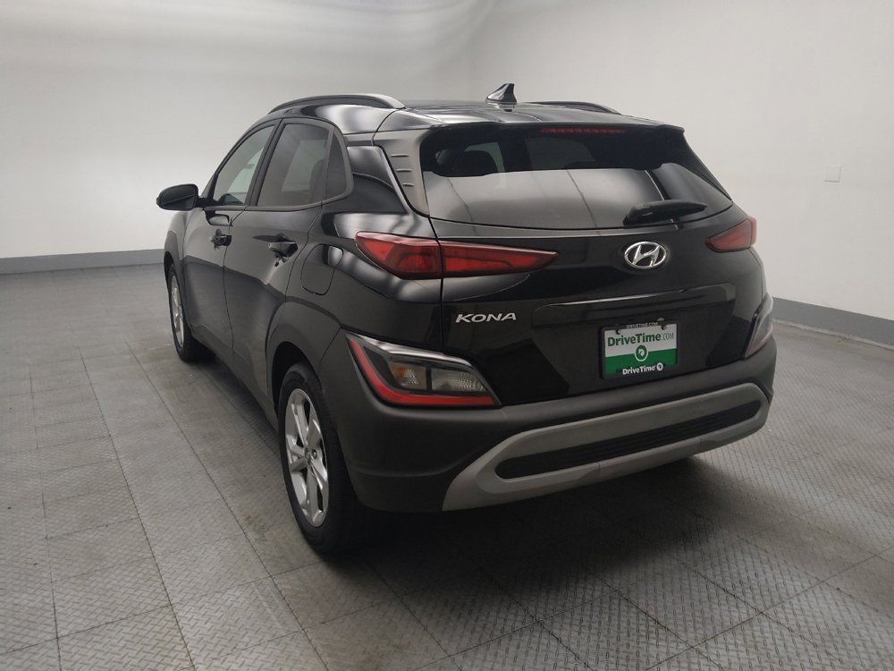 Used 2023 Hyundai Kona SEL w/ Cargo Package FWD image 5