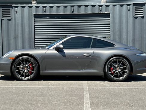 Used 2015 Porsche 911 Carrera S RWD image 2