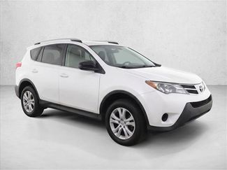 Used 2015 Toyota RAV4 LE AWD/4WD video 3