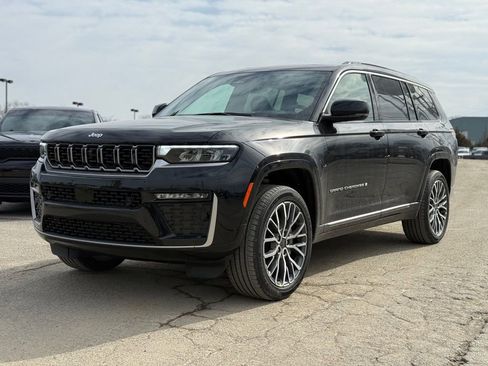 New 2026 Jeep Grand Cherokee L Summit image 2