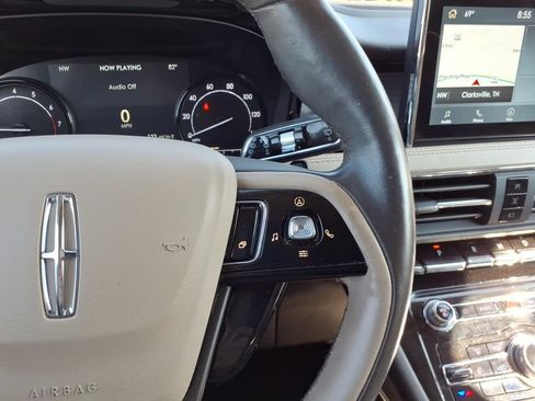 Used 2021 Lincoln Corsair FWD w/ Equipment Group 101A image 9