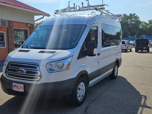 Used 2017 Ford Transit 150 XLT image 2