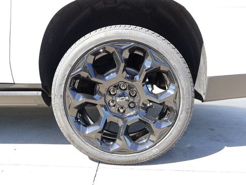 New 2026 Chevrolet Suburban High Country AWD/4WD image 52