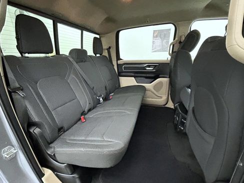 Used 2020 RAM 1500 Big Horn AWD/4WD image 18