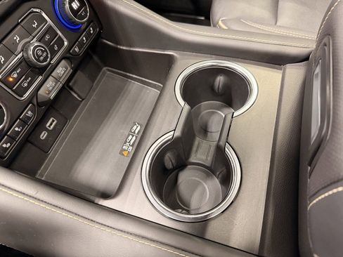 Used 2024 Chevrolet Tahoe Premier image 47