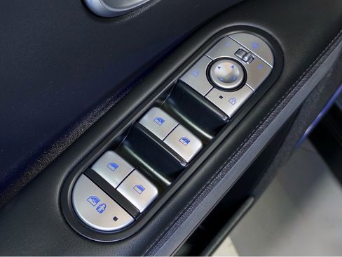 Used 2023 Hyundai Ioniq 5 SEL w/ Cargo Package image 8