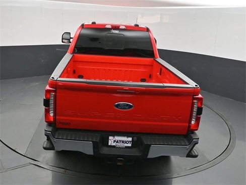 Used 2024 Ford F250 Lariat w/ Chrome Package image 31