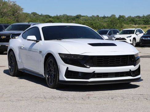 Used 2024 Ford Mustang GT Premium RWD image 4