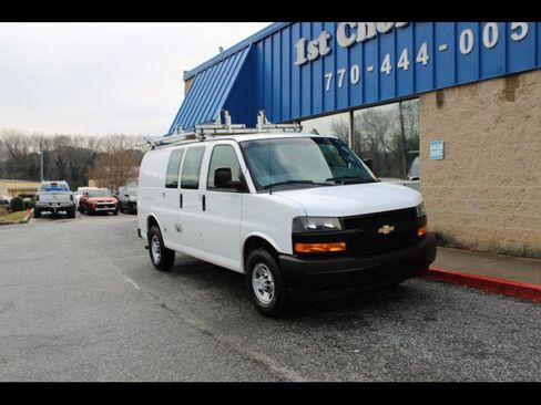 Used 2020 Chevrolet Express 2500 RWD 2500 135 w/ Driver Convenience Package image 1