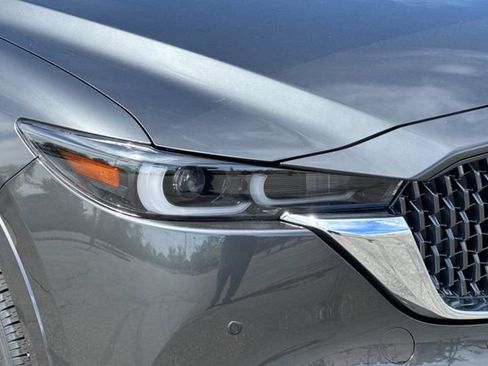 New 2025 MAZDA CX-5 Signature image 33