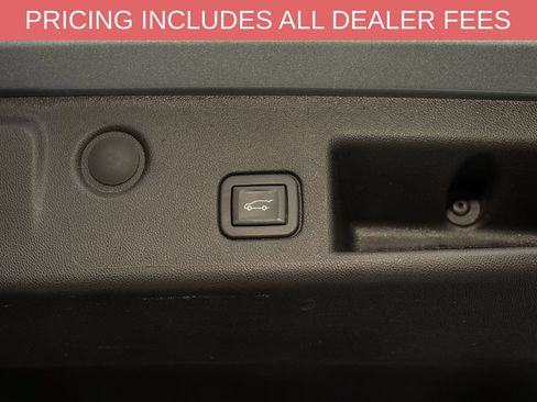 Used 2024 Chevrolet Equinox LT FWD image 6