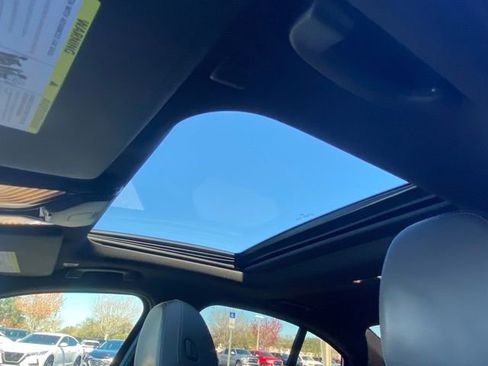 Used 2022 BMW 330i xDrive Sedan w/ Premium Package image 25