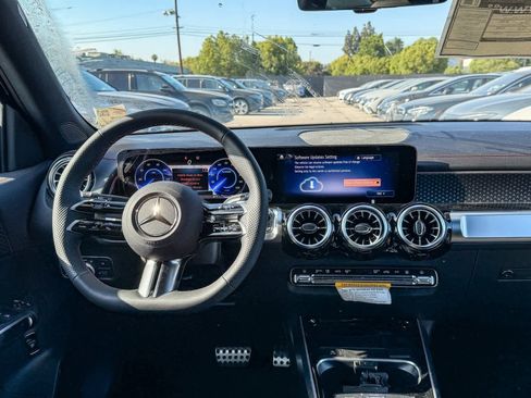 Used 2024 Mercedes-Benz EQB 350 4MATIC SUV image 14