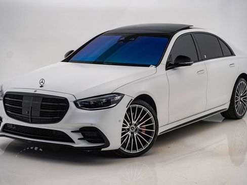 Used 2024 Mercedes-Benz S 580 4MATIC Sedan image 3