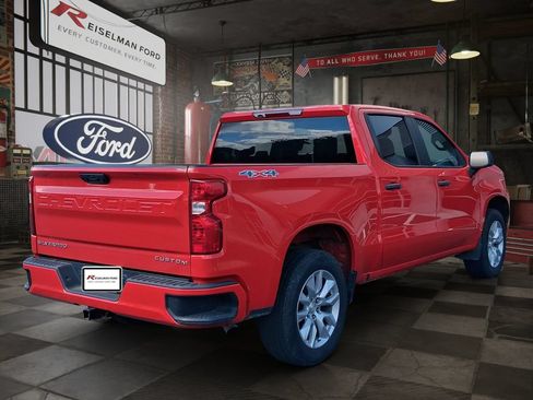 Used 2022 Chevrolet Silverado 1500 Custom AWD/4WD image 6