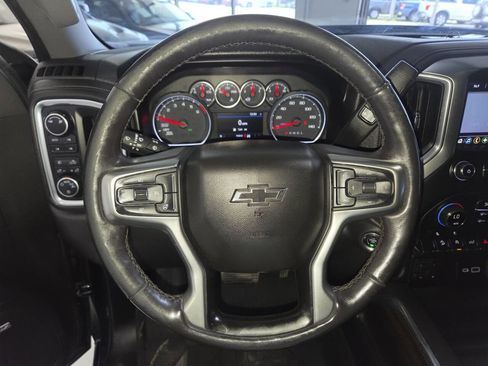 Used 2019 Chevrolet Silverado 1500 LT Trail Boss AWD/4WD image 38