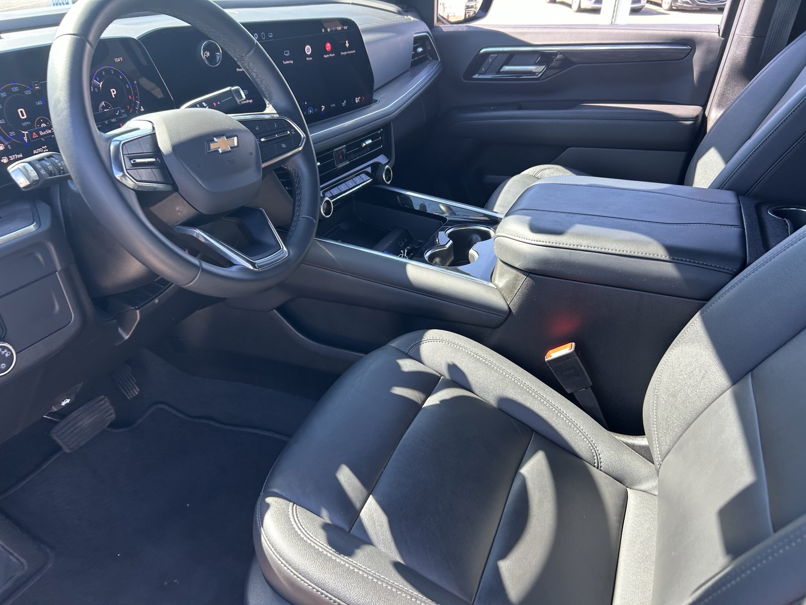 Used 2025 Chevrolet Tahoe LT AWD/4WD image 13