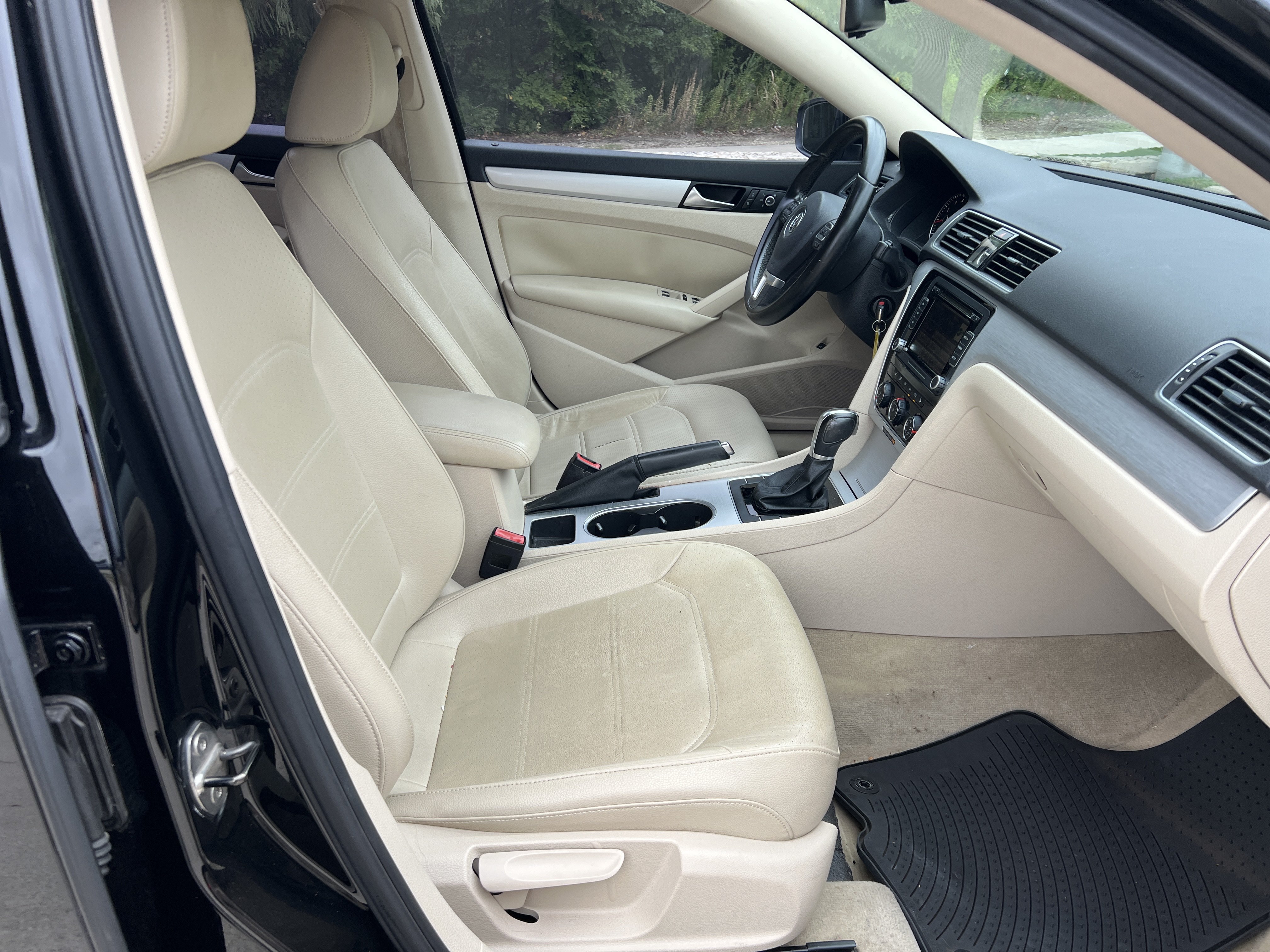 Used 2013 Volkswagen Passat 2.5 SE FWD image 23