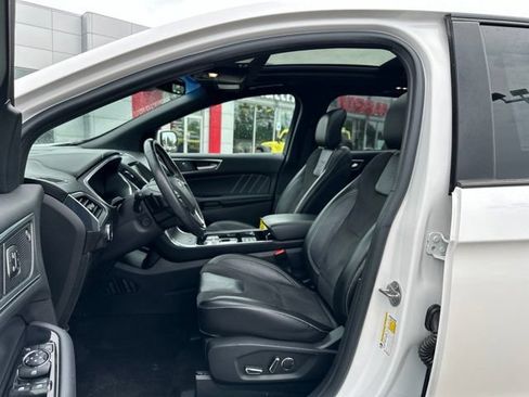 Used 2019 Ford Edge ST w/ Equipment Group 401A AWD/4WD image 10