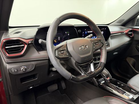 Used 2024 Chevrolet TrailBlazer RS w/ Convenience Package image 14