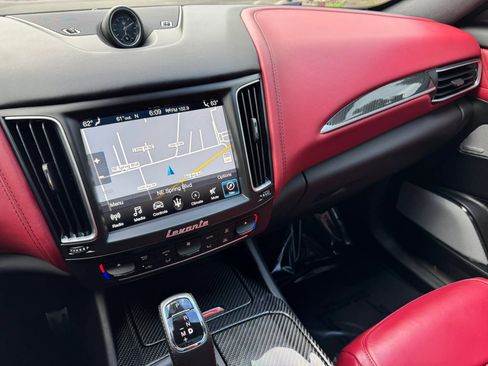 Used 2019 Maserati Levante GranSport AWD/4WD image 34